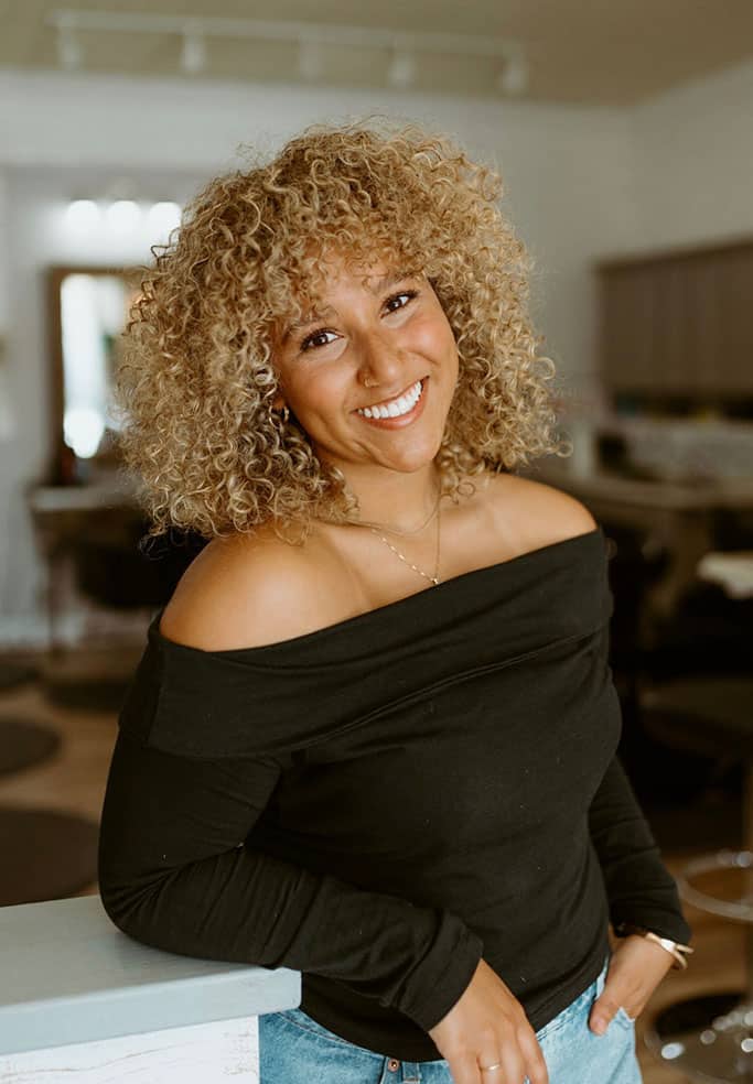 Anela Mitchell